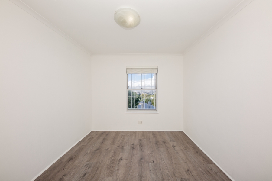 To Let 3 Bedroom Property for Rent in Higgovale Western Cape